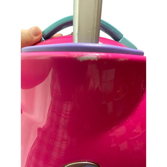 American Tourister Disney Princess 18" Hard Side Rolling Kids Suitcase Easy Pull - Picture 5 of 14